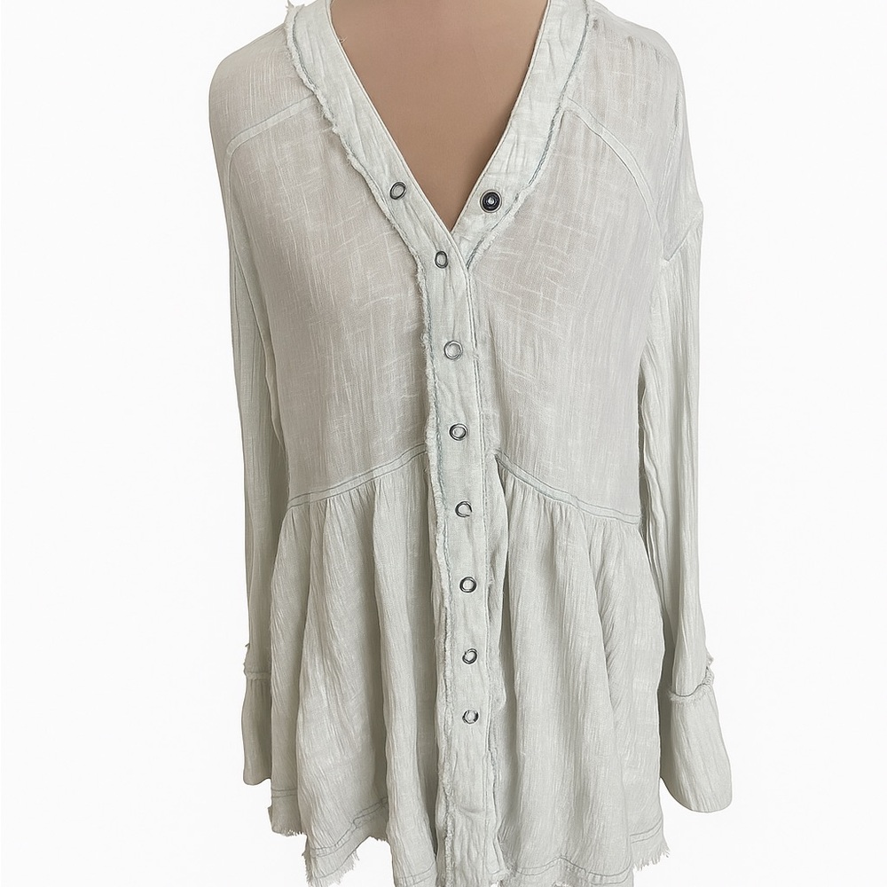 We The Free Light Soft Pale Blue Button-Down Shirt